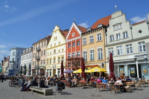 belebter Marktplatz, Foto Pressestelle (14)