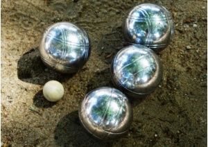 Spielkugeln beim Präzisionsspiel Petanque