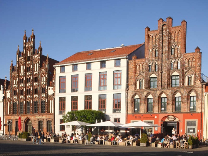 Backsteingiebelhäuser Markt 11 und Markt 13 Backsteingiebelhäuser Markt 11 und Markt 13