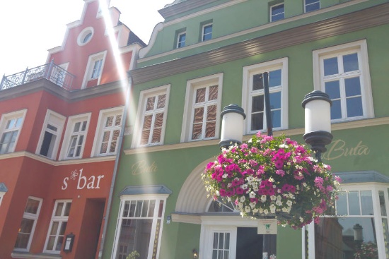 Blumenampel am Fischmarkt
