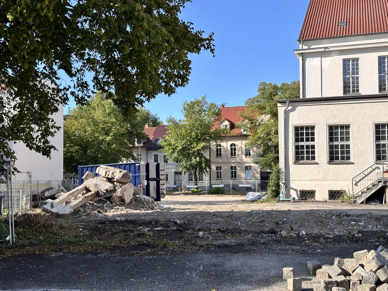 Baufeldfreimachung am Theater